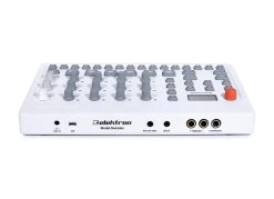 Model:Samples Groove Box -Roland Shop 5457 elektron modelsamples