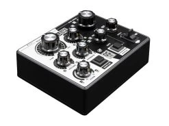 DS01E Dub Siren + Echo Desktop Synthesizer -Roland Shop Benidub DS01E Dub Siren 04