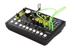 West Pest Semi-Modular Analog Synthesizer 11 West Pest Semi-Modular Analog Synthesizer -Roland Shop Cre8audio West Pest 04