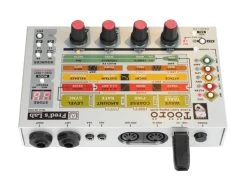 Töörö Polyphonic Hybrid Desktop Synthesizer -Roland Shop FredsLab Tooro 04