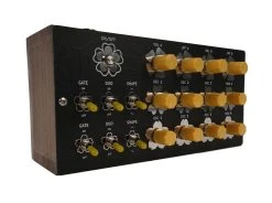 Hana Desktop Drone Synthesizer 8 Hana Desktop Drone Synthesizer -Roland Shop Jeanie Hana Synth Black 03 2