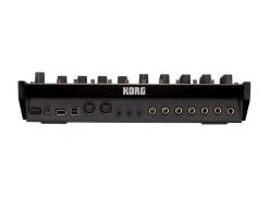 Drumlogue Analog + Digital Drum Machine -Roland Shop Korg drumLogue 04 2