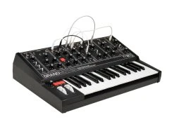 MOOG Grandmother Dark Semi-Modular Analog Keyboard Synthesizer 13 MOOG Grandmother Dark Semi-Modular Analog Keyboard Synthesizer -Roland Shop Moog Grandmother Dark 05 2