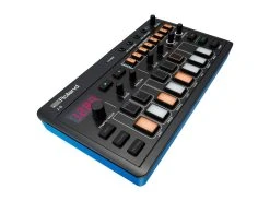 Roland AIRA Compact J-6 Chord Synthesizer -Roland Shop Roland J 6 Chord Synth 03