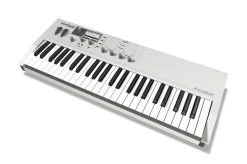 Blofeld Virtual Analog Keyboard Synthesizer (White)