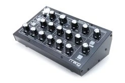 MOOG Minitaur Analog Bass Synthesizer Desktop Module -Roland Shop moog minitaur 1 3