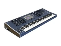 Quantum MK2 Polyphonic Hybrid Keyboard Synthesizer -Roland Shop waldorf quantum mk2 03